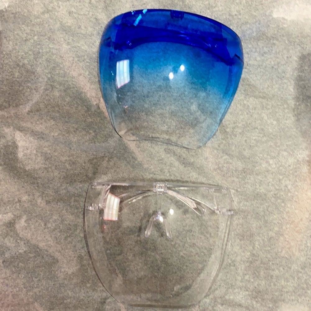 Face shield - Picture 2 of 2